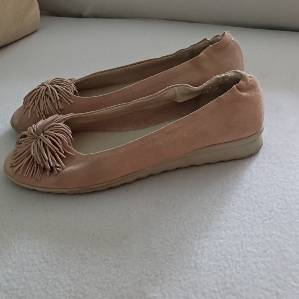 THE FLEXX Blush Pink Tassel Ballet Flats - Picture 6 of 11